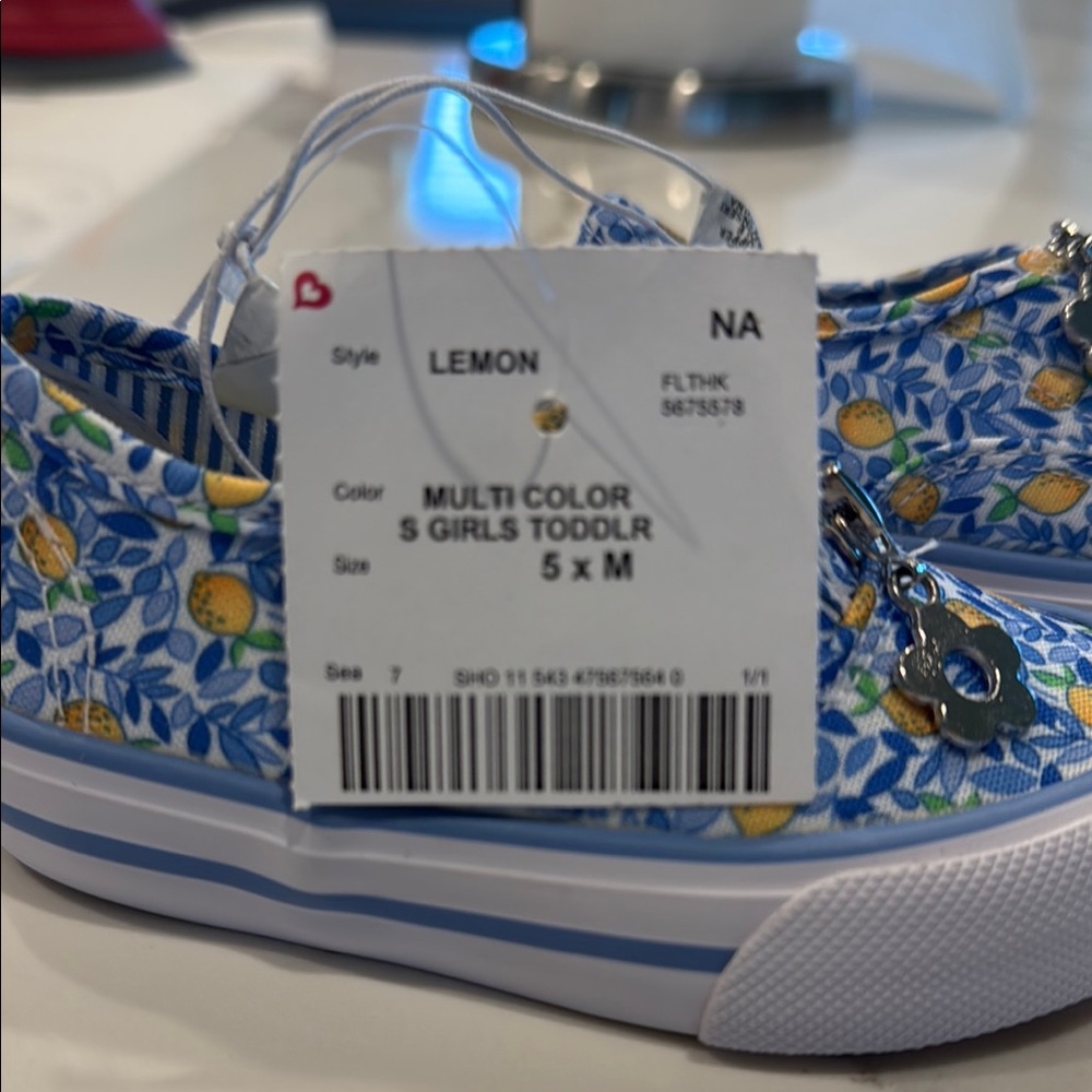 Vibrant Blue and Yellow Sneakers for Ultimate Style - Picture 7 of 8